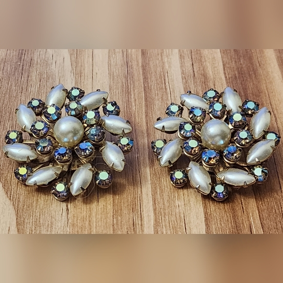 Vintage AB Glass Rhinestone Silver ClipOn Earrings - Picture 1 of 2